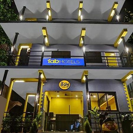Fabexpress 29 Beach House, Morjim Beach Luaran gambar