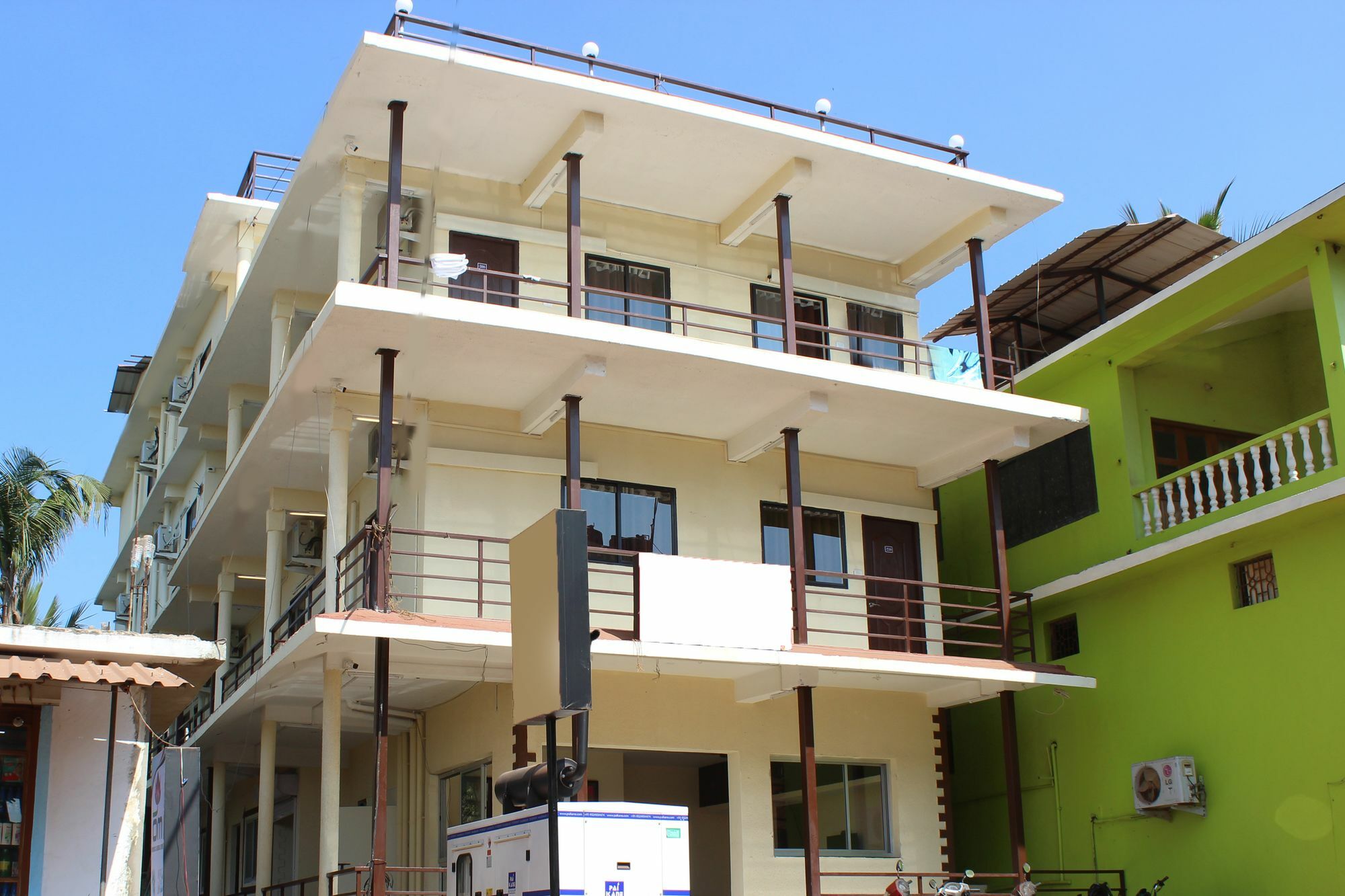 Fabexpress 29 Beach House, Morjim Beach Luaran gambar